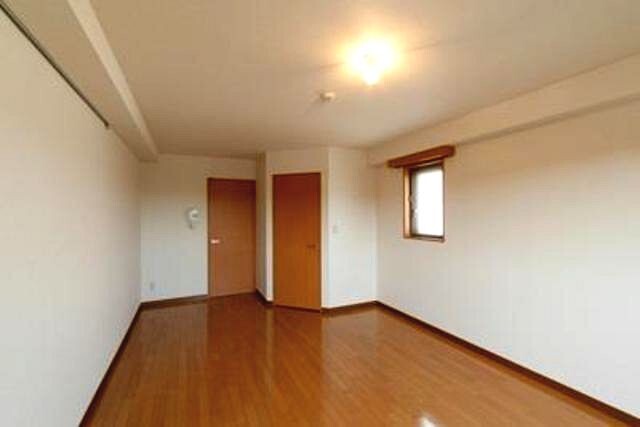 居室・リビング　システムキッチンです