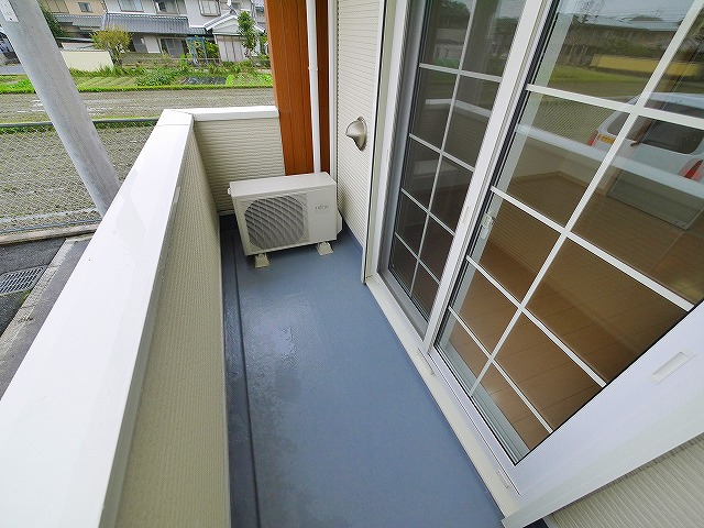 バルコニー　バルコニー付きです