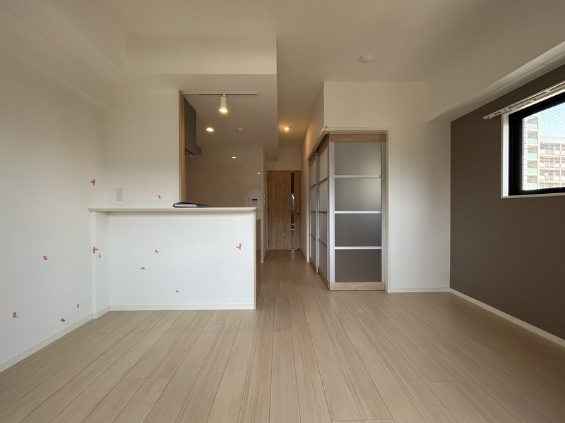 居室・リビング　広々リビングでゆったりくつろげます