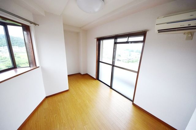 居室・リビング　★家具の配置が楽しみですね★