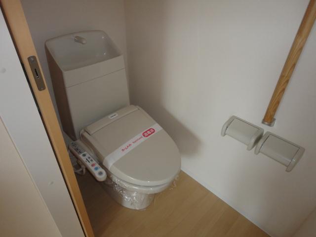 トイレ　トイレ