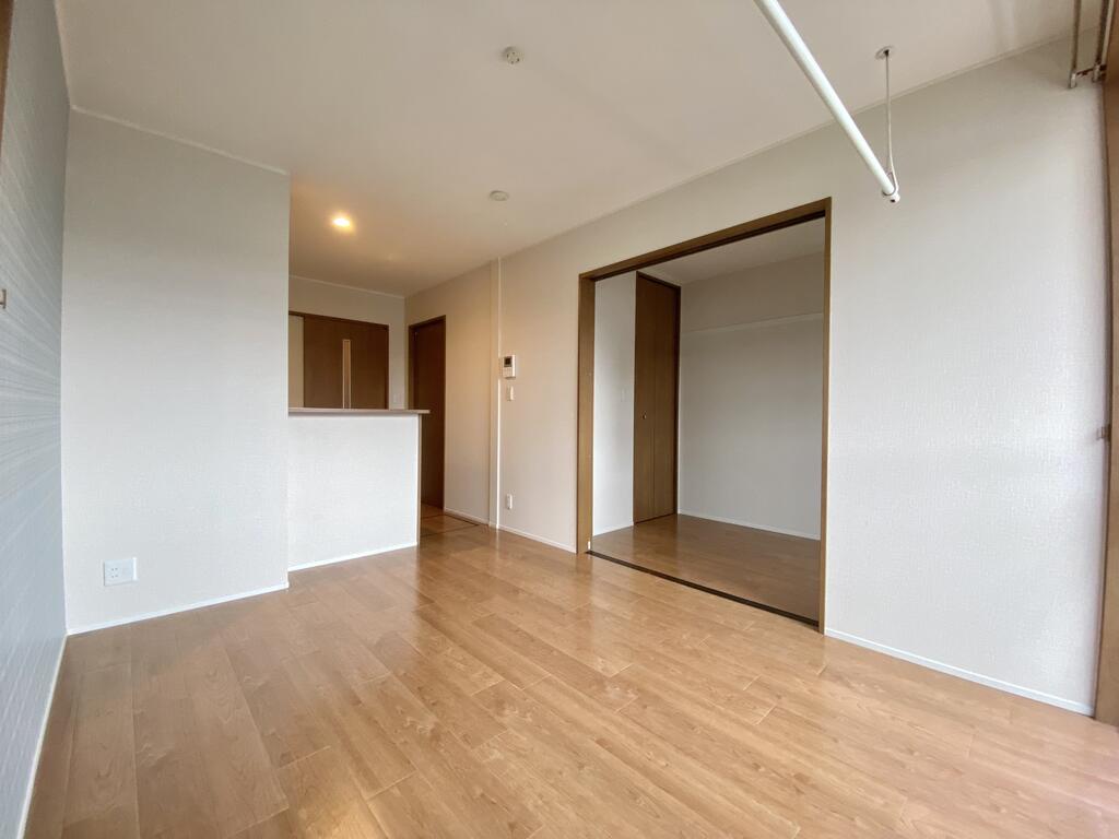 居室・リビング　類似部屋参考画像です