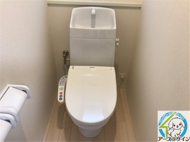 トイレ　パース写真