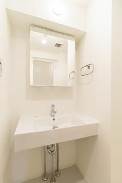 洗面設備　■独立洗面台