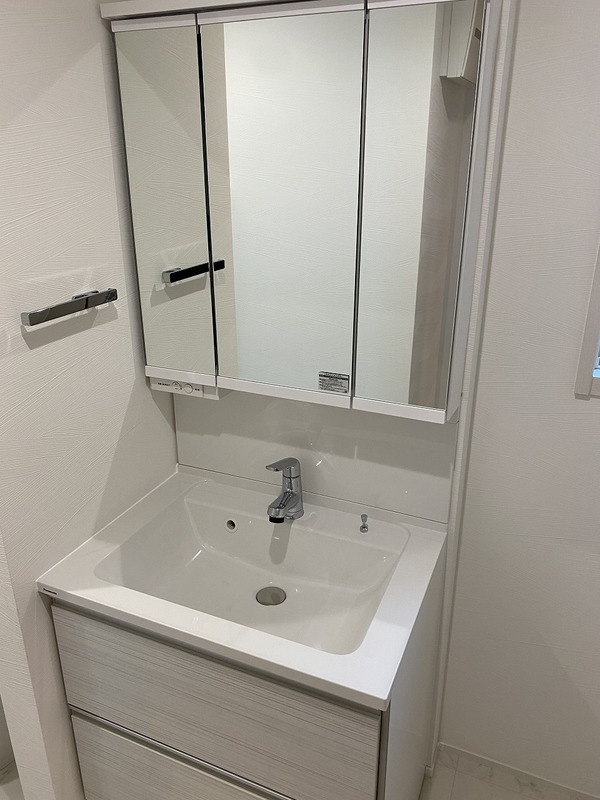 洗面設備　使いやすい洗面所です