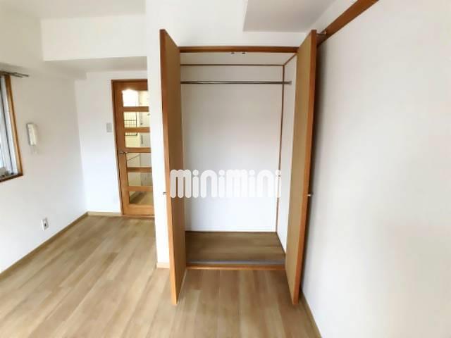 収納　クローゼットタイプの収納