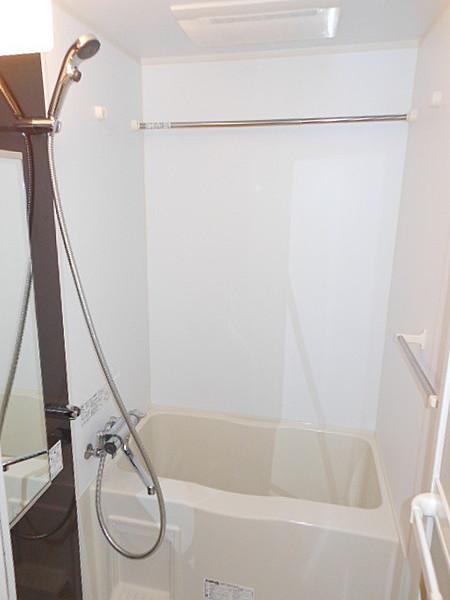 バス・シャワールーム　弊社は都内全域の物件が仲介手数料最大無料でご紹介可能です！