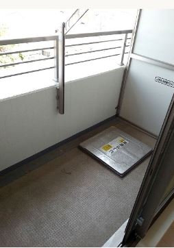 バルコニー　弊社は都内全域の物件が仲介手数料最大無料でご紹介可能です！