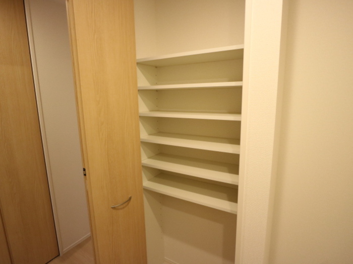 収納　シューズボックス