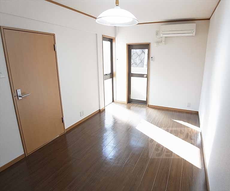 居室・リビング　洋室