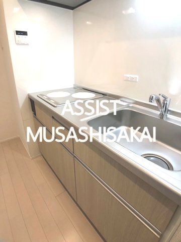 キッチン　写真：設備同仕様の参考写真です