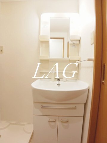 洗面設備　洗面台です。