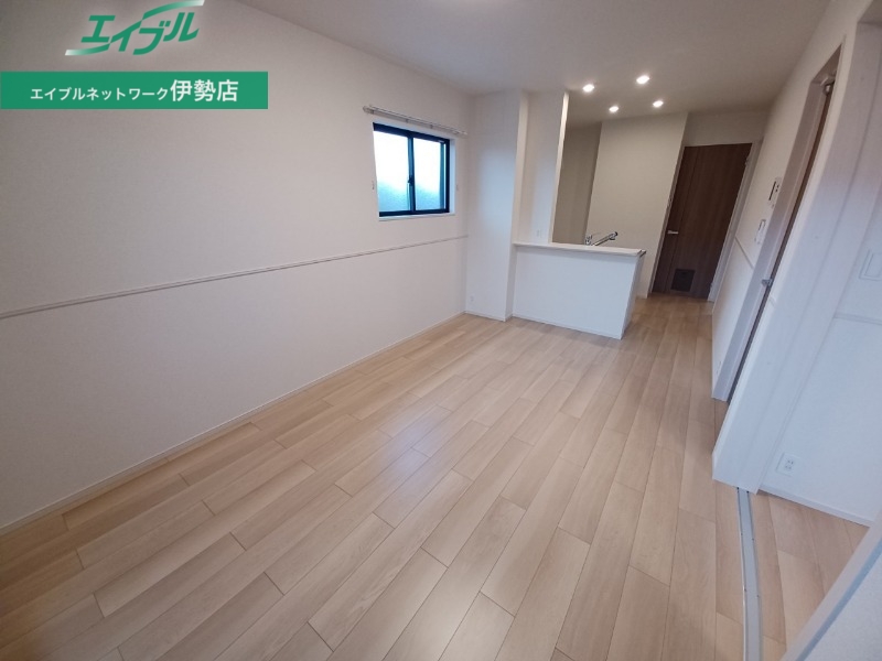 居室・リビング　同型参考写真