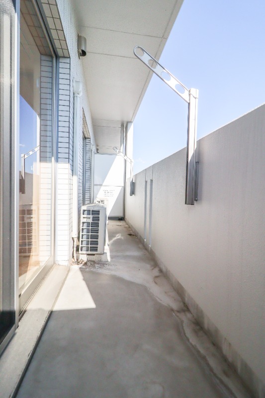 バルコニー　図面と現状に相違がある場合には現状を優先