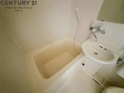 バス・シャワールーム　シンプルで機能的なユニットバスです！