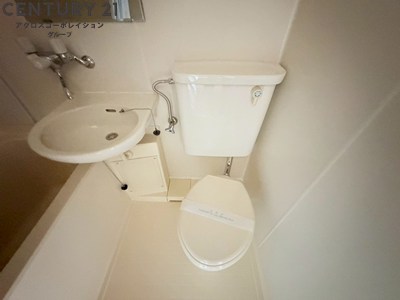 洗面設備　浴室内に洗面台付き！