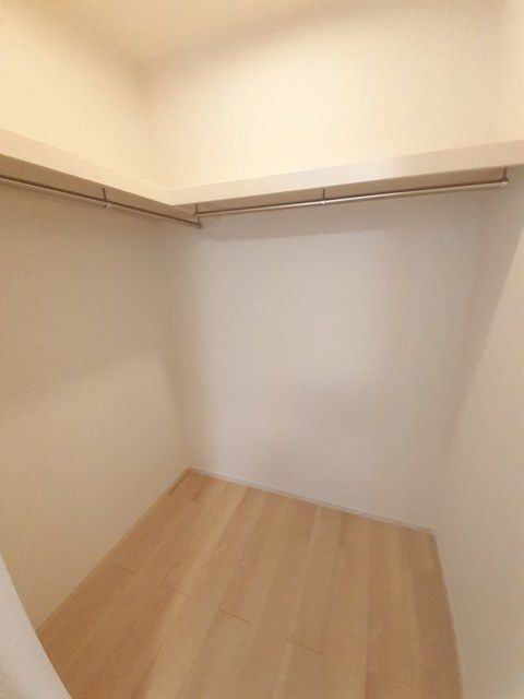 収納　ウォークインクローゼット