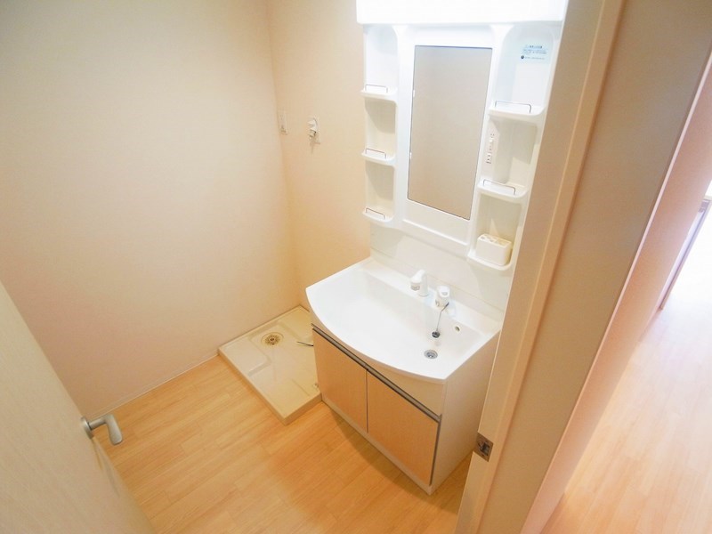 洗面設備　同一物件別部屋写真