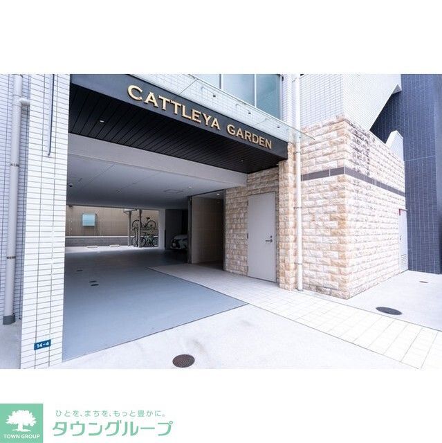 エントランス　エントランス通路