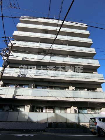 建物外観　2021年1月築　RC鉄筋コンクリート造地上8階建て総戸数2