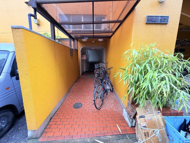 エントランス