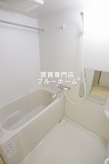 バス・シャワールーム　広々とした浴室です！