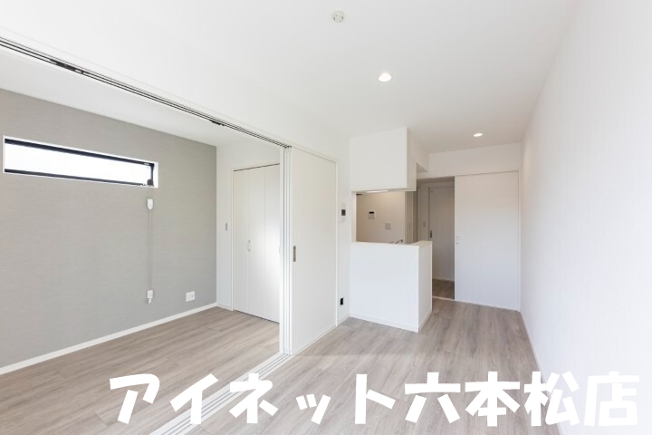 居室・リビング　広々としていいですね。