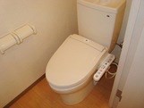 トイレ　温水洗浄便座