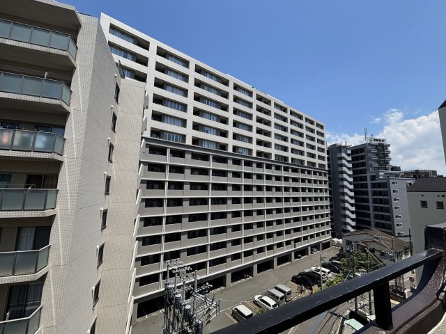 建物外観　カワイアーバンビルII