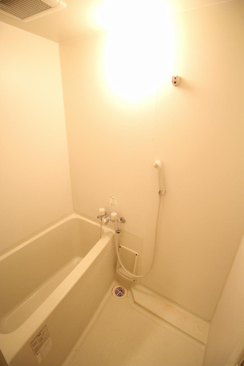 バス・シャワールーム　※写真他部屋参照