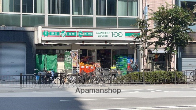 コンビニ　ローソンストア１００（コンビニ）まで421m