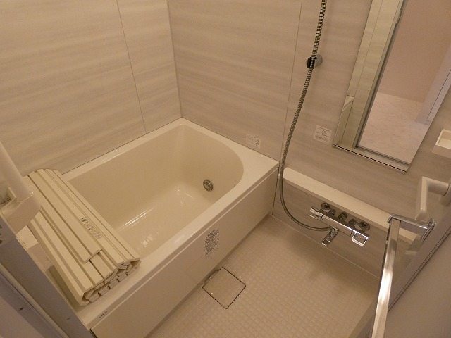 バス・シャワールーム　バス※別部屋参考写真