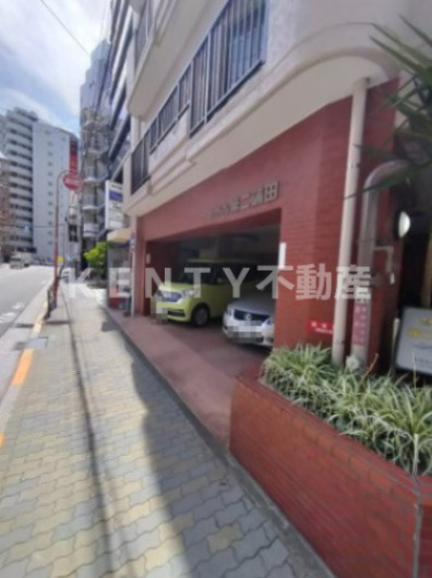 駐車場　駐車場完備です