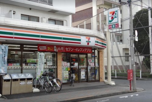 コンビニ　セブンイレブン 大田区大森南2丁目店（コンビニ）まで282m