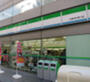 コンビニ　ファミリーマート三崎神社通り店（コンビニ）まで95m