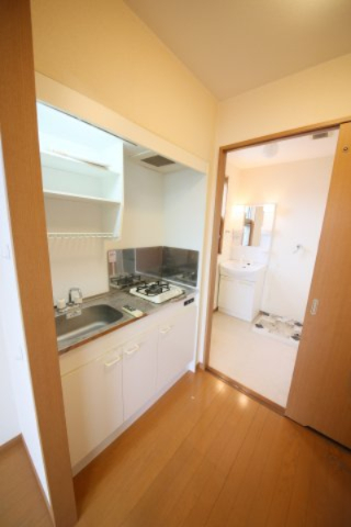 キッチン　反転間取り