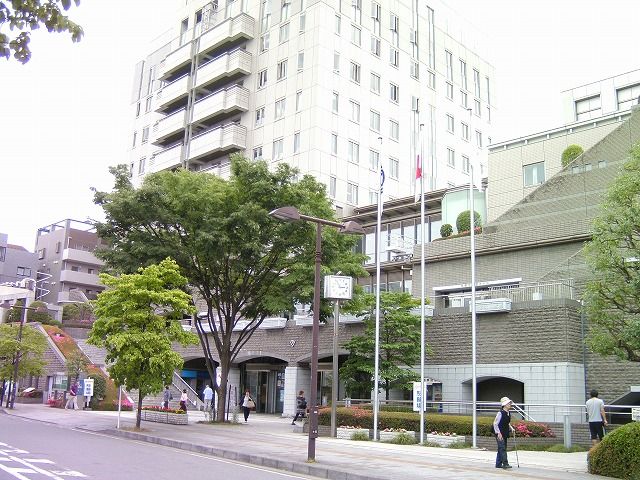 役所　川崎市多摩区役所（役所）まで1416m