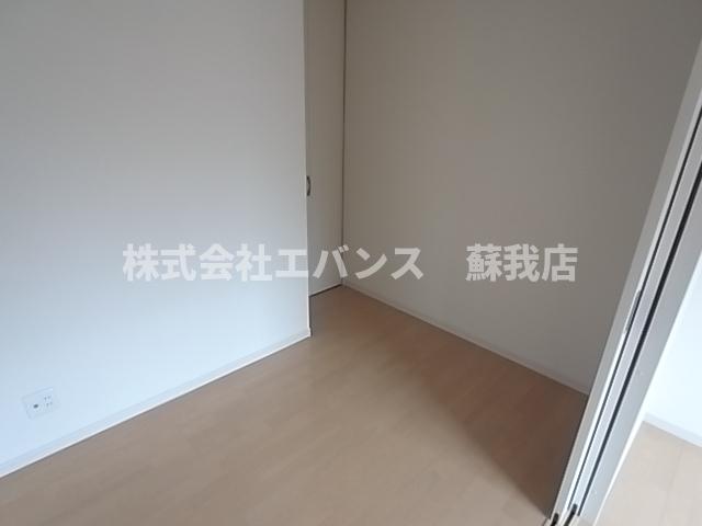 その他部屋・スペース　落ち着いて過ごせるお部屋なので、寝室にいかがでしょうか