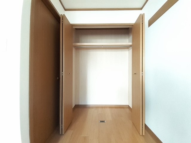 収納　図面と現状に相違がある場合には現状を優先