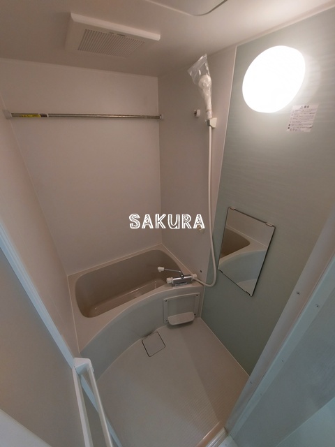 バス・シャワールーム　日々の疲れを癒すお風呂です♪