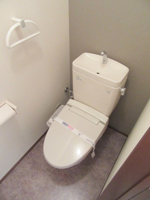 トイレ　★ウォシュレット付き★