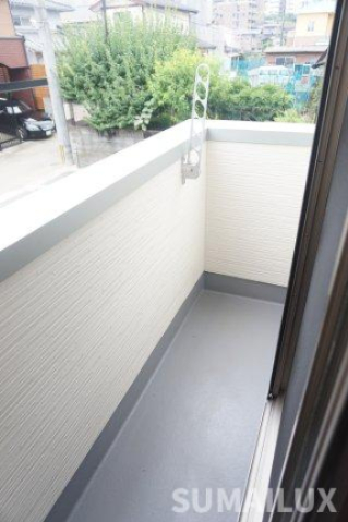 バルコニー　同施工会社の類似の画像となります