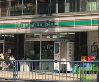 コンビニ　ローソンストア100 長田水笠通店（コンビニ）まで806m