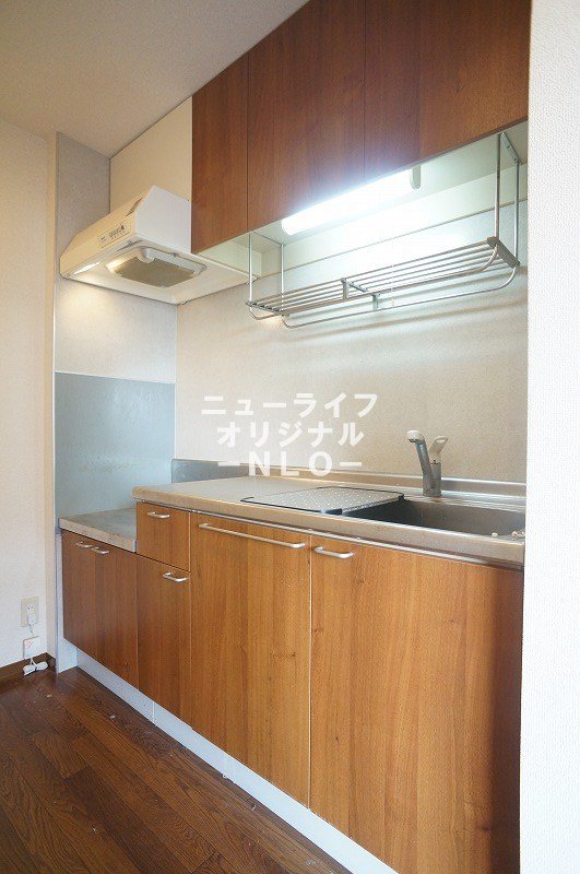 キッチン　調理スペースがあり、シンクも広いキッチンです☆