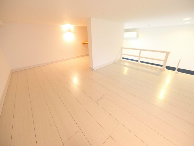 その他部屋・スペース　ロフト5.6帖（収納としてもお部屋としても使えます）
