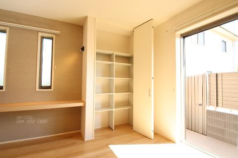 バルコニー　リビングカウンターデスク