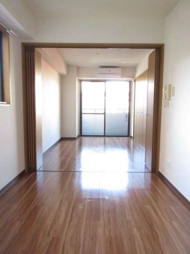 居室・リビング　開放感のあるゆったりとしたお部屋です♪