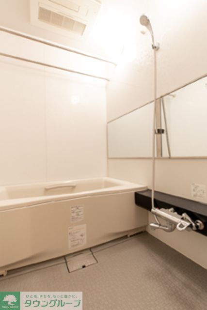 バス・シャワールーム　※写真は同タイプ住戸です。