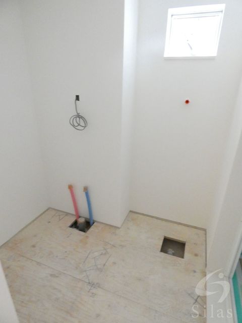 洗面設備　建築中