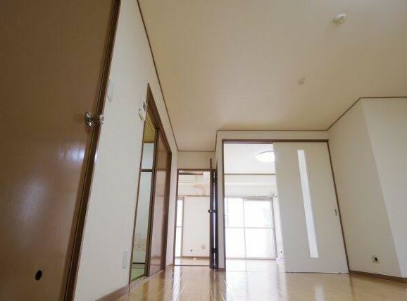洗面設備　＊同物件、別部屋になります